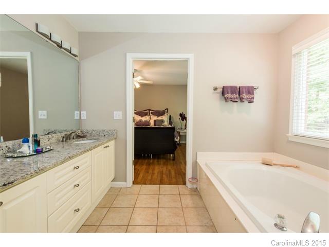 503 Grayson Ct, Matthews, NC 28105 photo 17