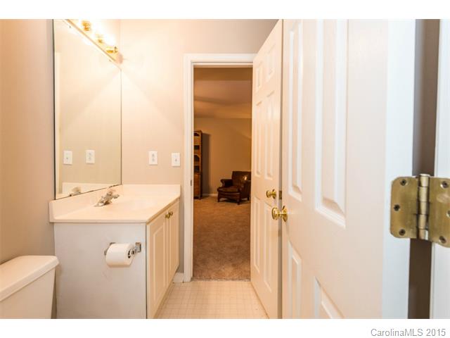 503 Grayson Ct, Matthews, NC 28105 photo 20
