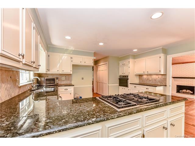 405 Pine Rd, Davidson, NC 28036 photo 9
