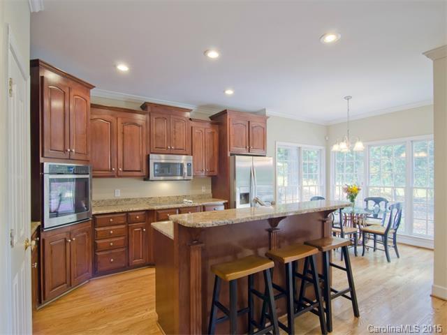 6367 Fox Chase Dr, Davidson, NC 28036 photo 11
