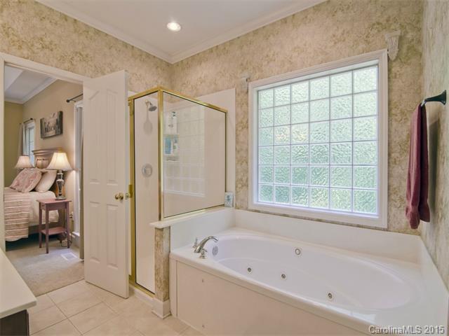 6367 Fox Chase Dr, Davidson, NC 28036 photo 17