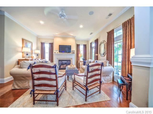 1018 South St, Cornelius, NC 28031 photo 3