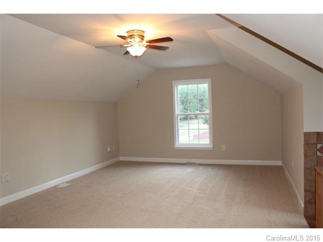 2023 Roadrunner Rd, Clover, SC 29710 photo 18