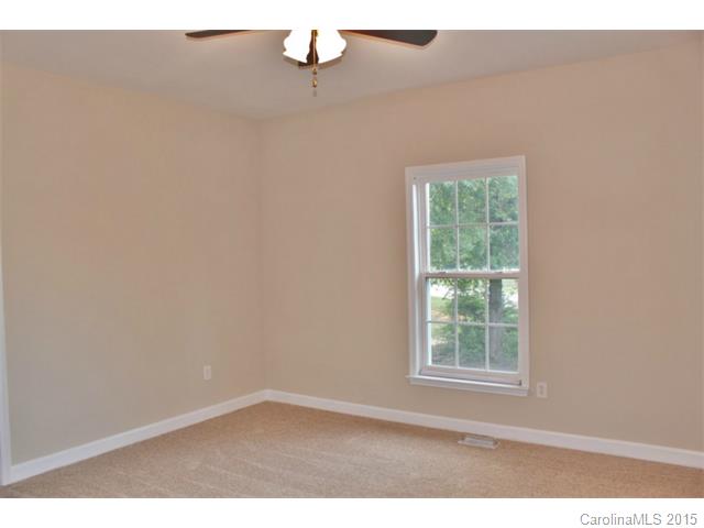 2023 Roadrunner Rd, Clover, SC 29710 photo 17