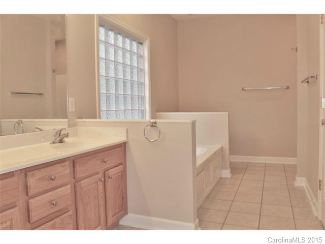 2023 Roadrunner Rd, Clover, SC 29710 photo 13