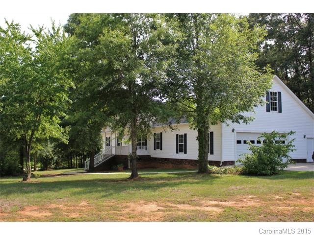 2023 Roadrunner Rd, Clover, SC 29710 photo 4
