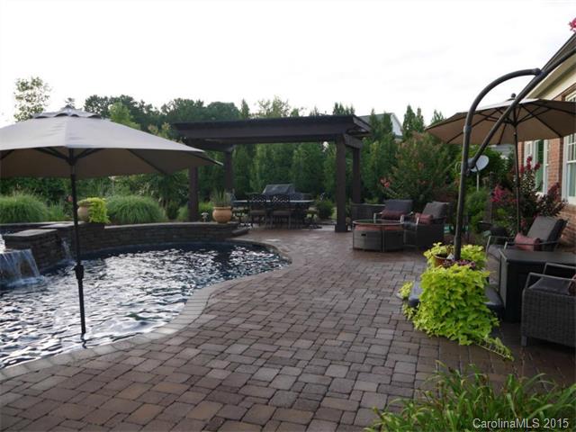 17520 Cotton Baker Ct, Cornelius, NC 28031 photo 4