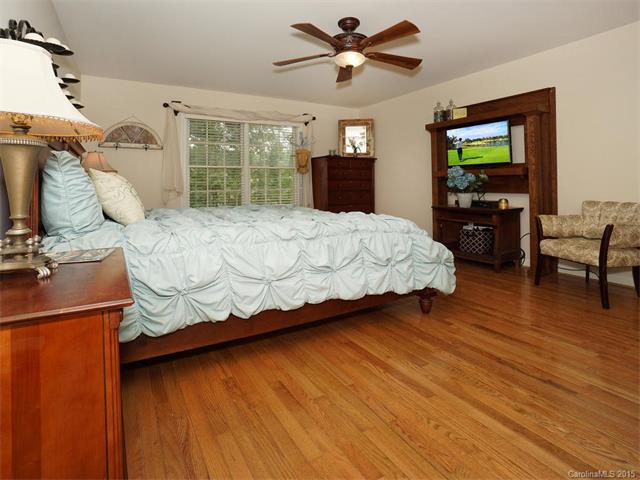 7913 Lakeview Dr, Denver, NC 28037 photo 9