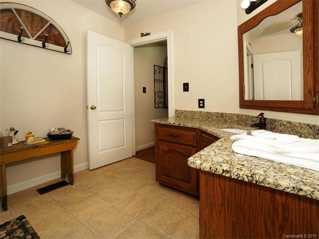 7913 Lakeview Dr, Denver, NC 28037 photo 11