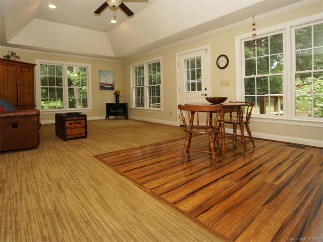 7913 Lakeview Dr, Denver, NC 28037 photo 14