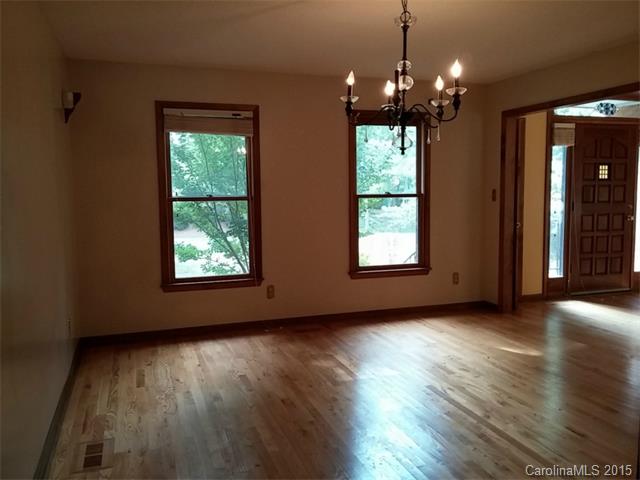8161 Camelia Ln, Denver, NC 28037 photo 4