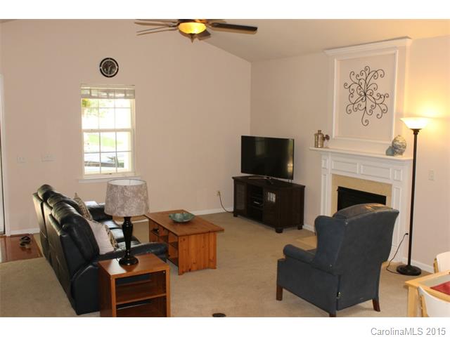 17852 Caldwell Track Dr, Cornelius, NC 28031 photo 8