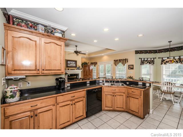 404 Aster Ave, Lancaster, SC 29720 photo 12