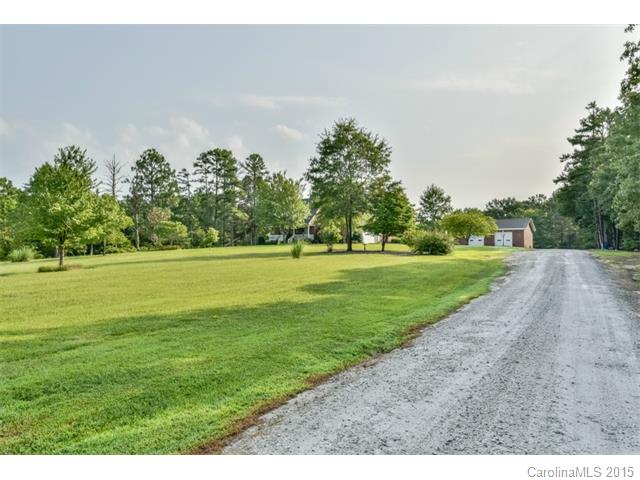 404 Aster Ave, Lancaster, SC 29720 photo 2