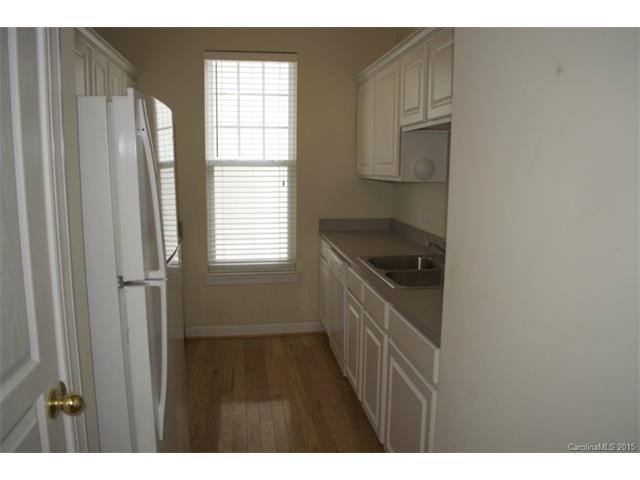 18605 Ruffner Dr #2e, Cornelius, NC 28031 photo 2