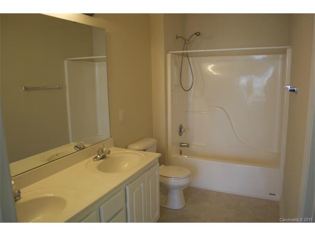 18605 Ruffner Dr #2e, Cornelius, NC 28031 photo 9