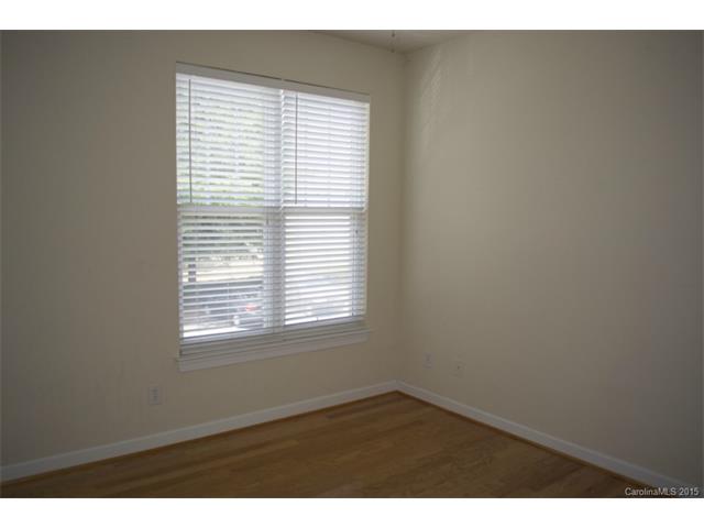 18605 Ruffner Dr #2e, Cornelius, NC 28031 photo 8