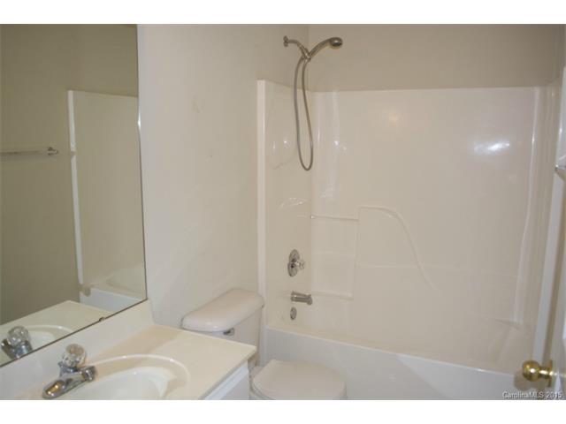 18605 Ruffner Dr #2e, Cornelius, NC 28031 photo 12