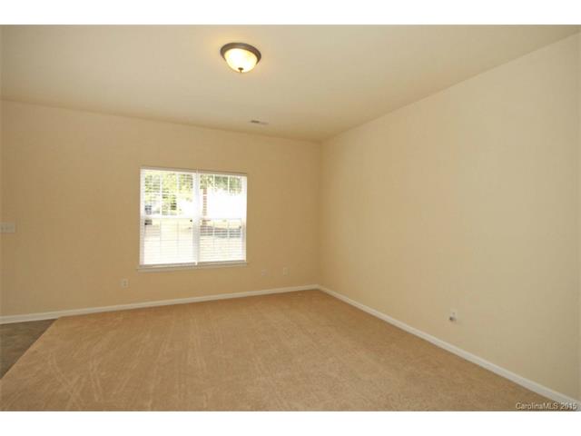 9172 Glenashley Dr, Cornelius, NC 28031 photo 3