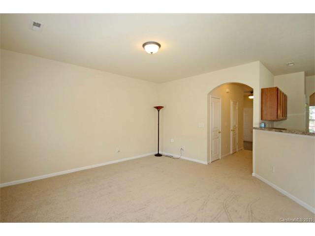 9172 Glenashley Dr, Cornelius, NC 28031 photo 2