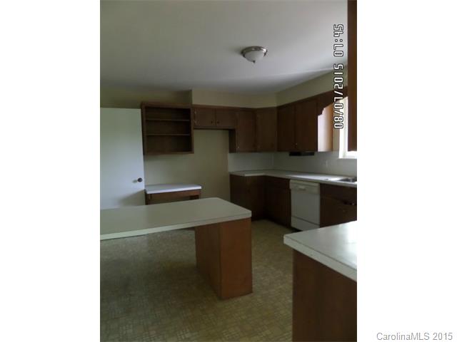 400 Chestnut St, Stanley, NC 28164 photo 4