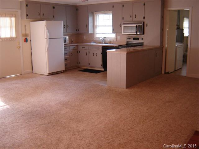 203 Faculty Dr, Wingate, NC 28174 photo 2