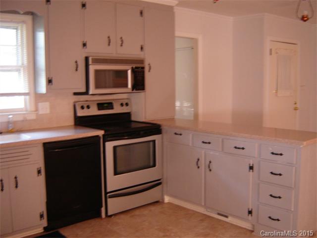 203 Faculty Dr, Wingate, NC 28174 photo 5
