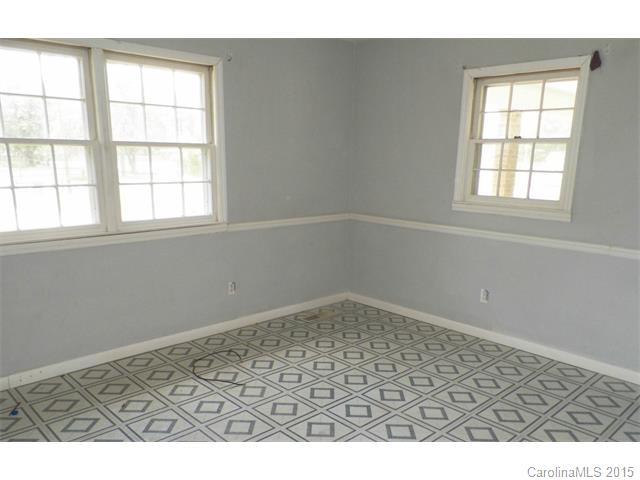 279 Douglas St, Patrick, SC 29584 photo 6