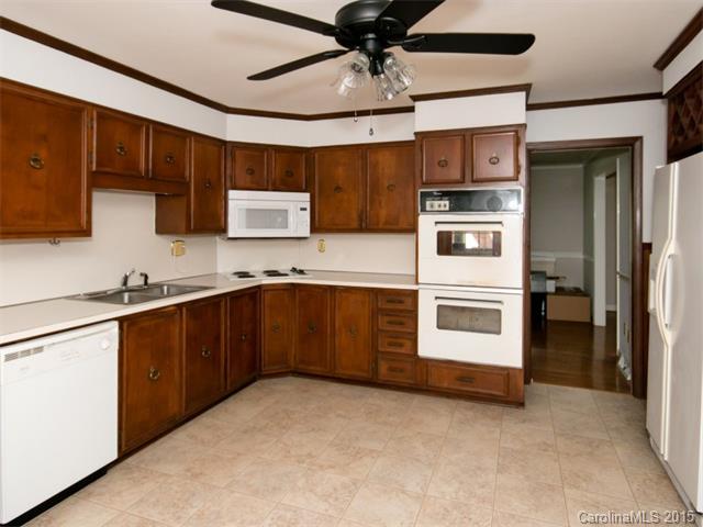 619 Springbrook Ave, Concord, NC 28025 photo 5