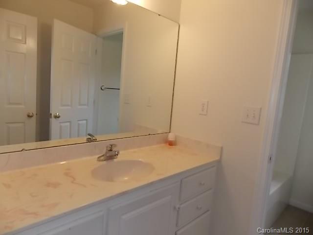 412 Pinecroft Ln, Spencer, NC 28159 photo 10
