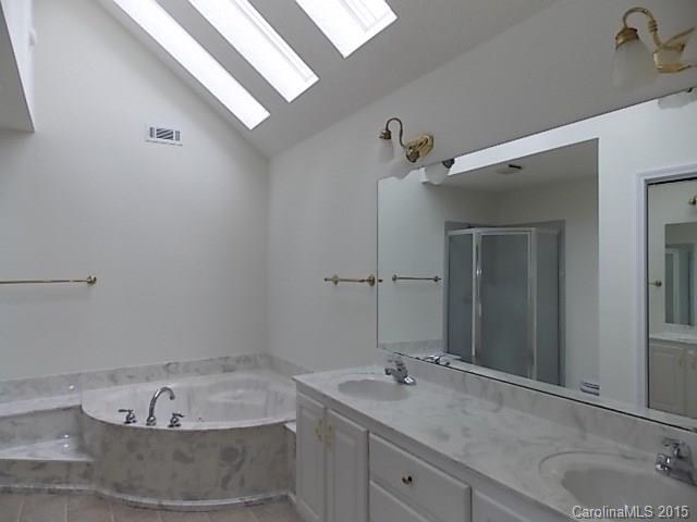 412 Pinecroft Ln, Spencer, NC 28159 photo 6