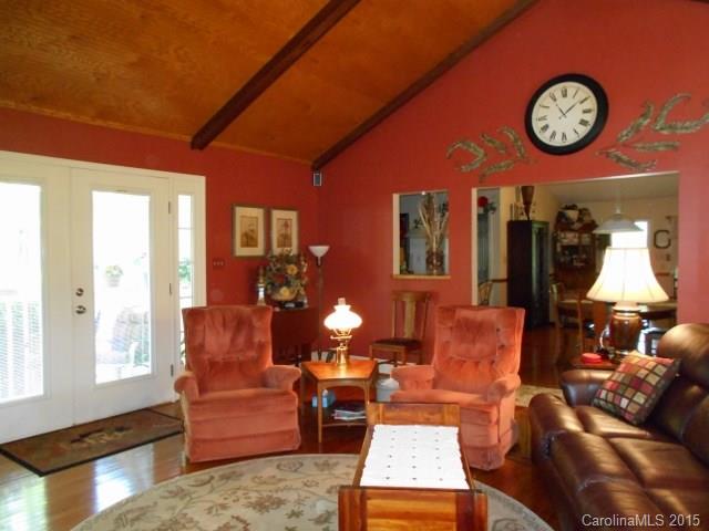 3385 Mockingbird Ln, Lancaster, SC 29720 photo 8