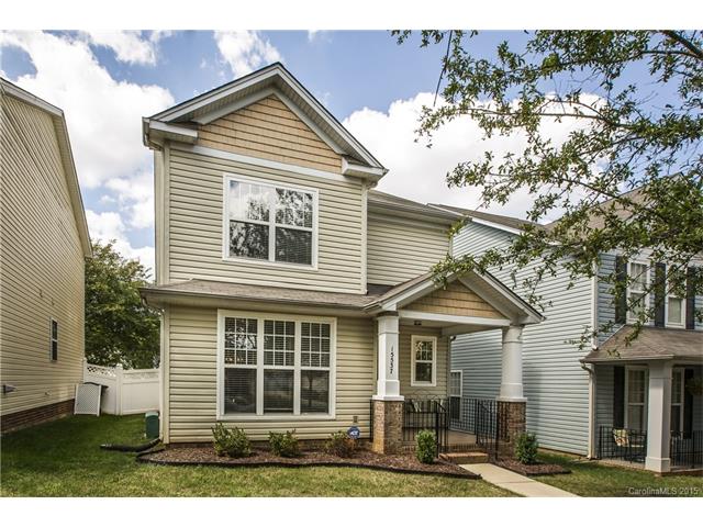 15537 Crossing Gate Dr, Cornelius, NC 28031 photo 2