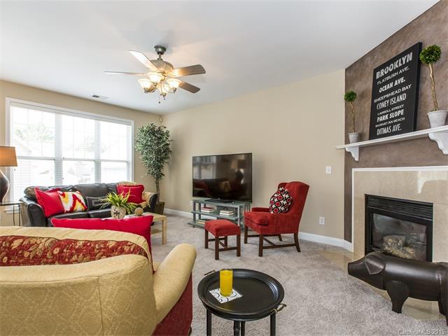 15537 Crossing Gate Dr, Cornelius, NC 28031 photo 9