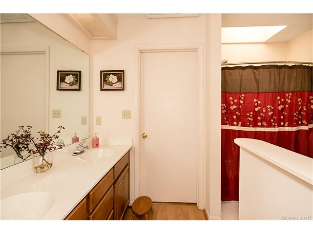 245 Spinnaker Ct, Davidson, NC 28036 photo 21
