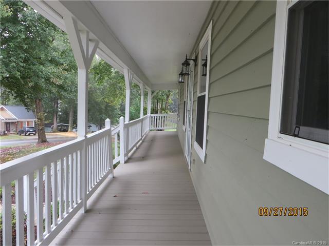 8763 Peninsula Dr, Terrell, NC 28682 photo 4