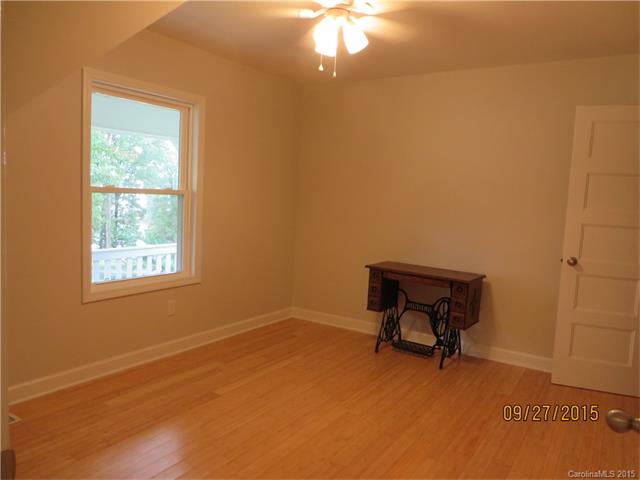 8763 Peninsula Dr, Terrell, NC 28682 photo 12