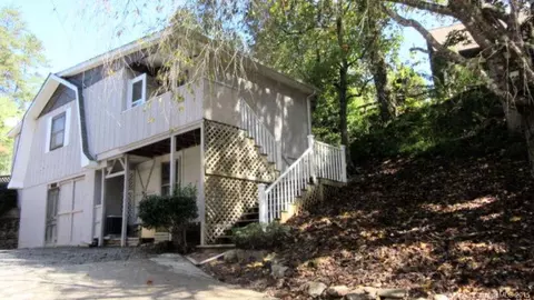 71 Iron Mountain Dr, Sylva, NC 28779 photo 2