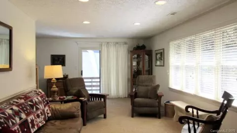 71 Iron Mountain Dr, Sylva, NC 28779 photo 3
