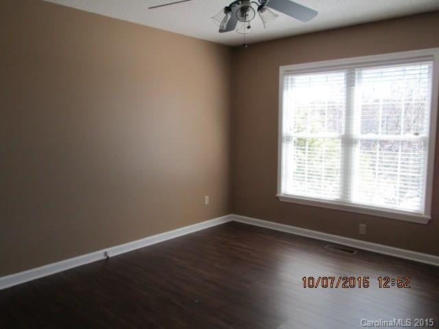 1328 Pear Dr, Conover, NC 28613 photo 11