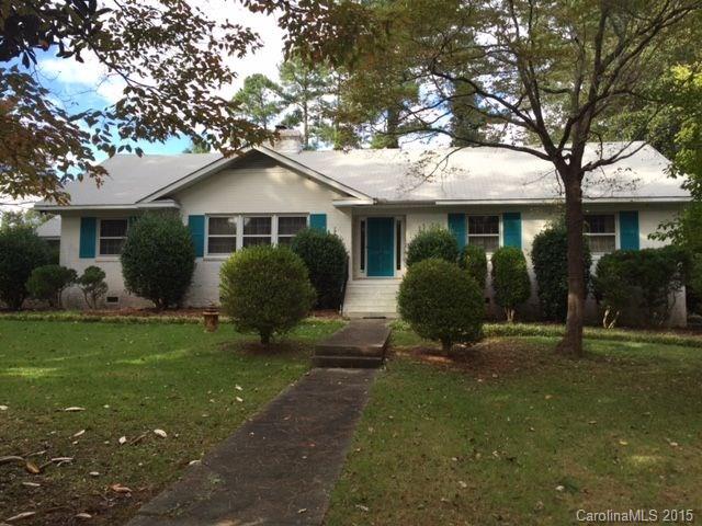 1014 Forest Dr, Lancaster, SC 29720 photo 1