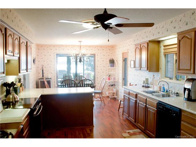 22601 Torrence Chapel Rd, Cornelius, NC 28031 photo 6