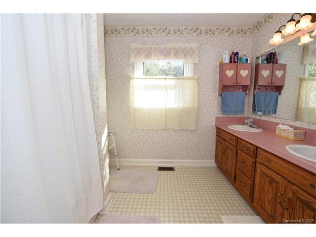 2197 Cardinal Loop, Stanley, NC 28164 photo 10