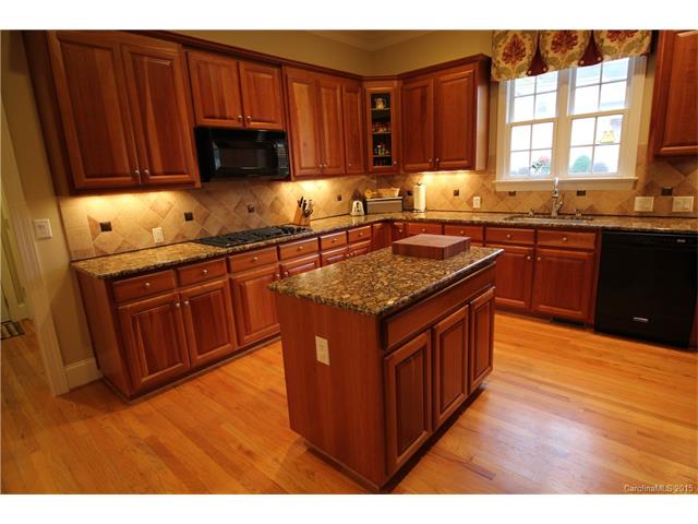 19419 Overleaf Ln, Davidson, NC 28036 photo 7