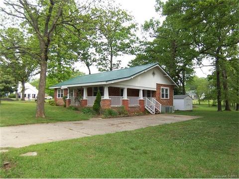 313 E Main St, Lattimore, NC 28089 photo 2