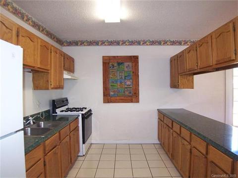 313 E Main St, Lattimore, NC 28089 photo 8