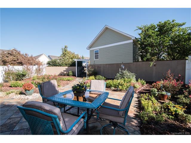 330 Center Dr, Davidson, NC 28036 photo 16
