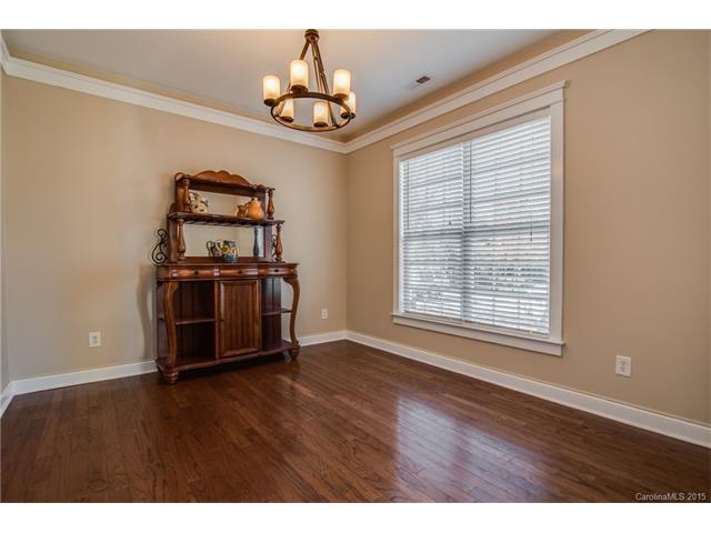 330 Center Dr, Davidson, NC 28036 photo 8