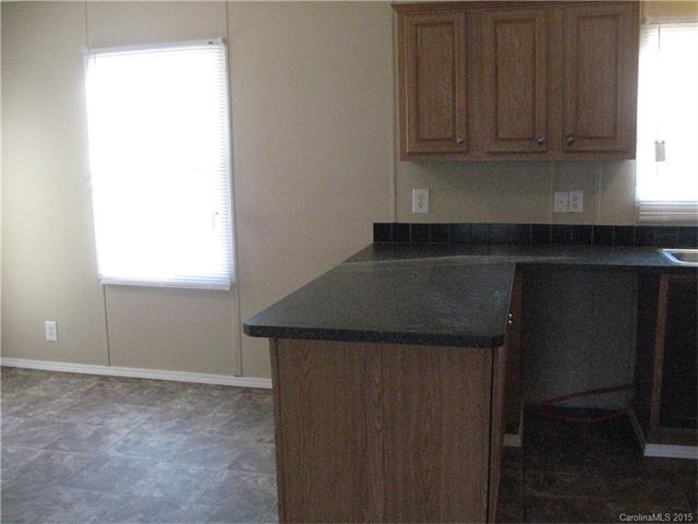 3850 Pineleaf Cir, Midland, NC 28107 photo 11