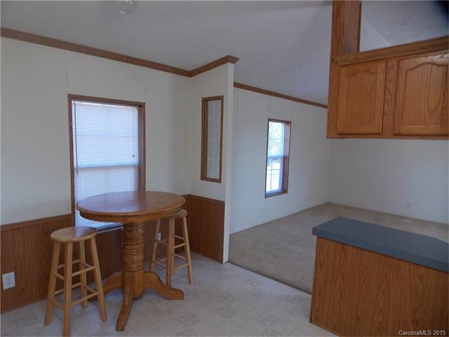 686 Abbeydale Rd, Harmony, NC 28634 photo 10